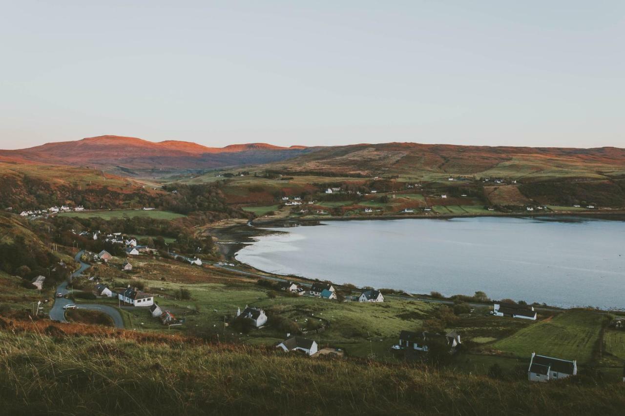 The Ferry Inn Portree Exterior foto
